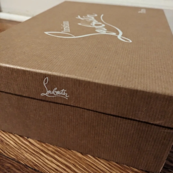 Christin Louboutin So Kate Pumps - Picture 6 of 8